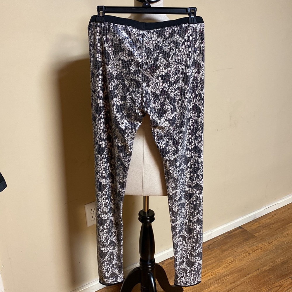 Gorgeous MODA International Snakeskin Look Leggings - Picture 2 of 5